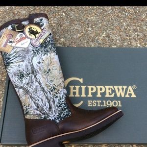 SOLD! SNAKE PROOF Chippewa 17" Snakeproof Boots 6D